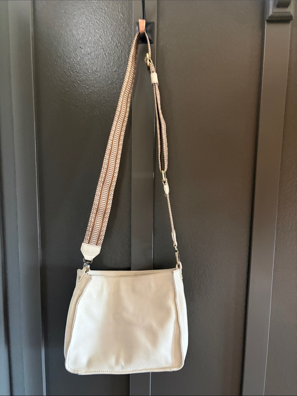 HOBO Cream Leather Crossbody with Patterned Strap